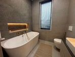 photo_low246060
