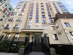 photo_low256136