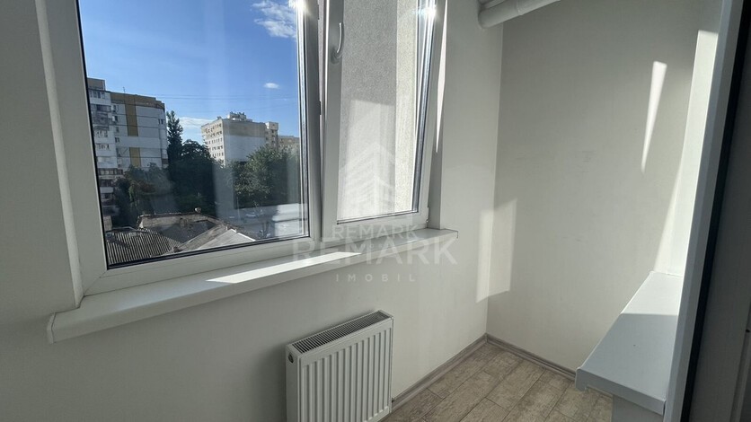 photo256098