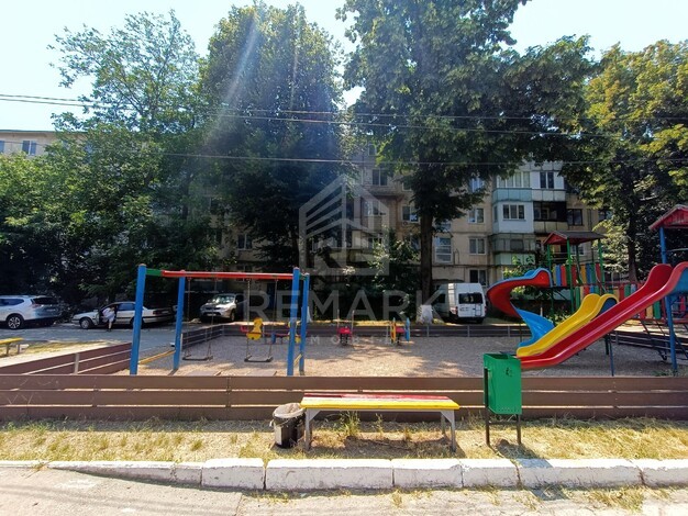 photo256195