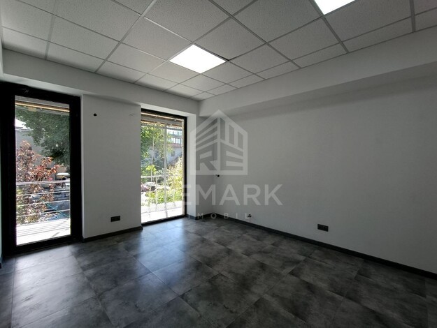 photo256125