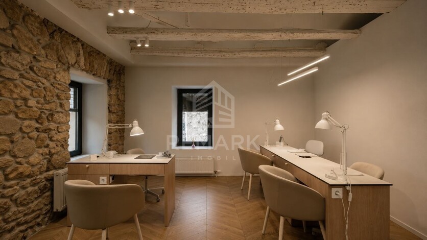 photo256742