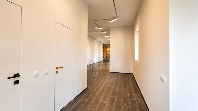 photo256758