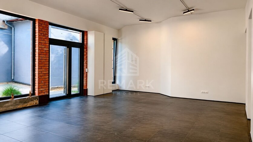 photo256766