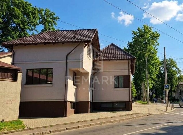 photo256883